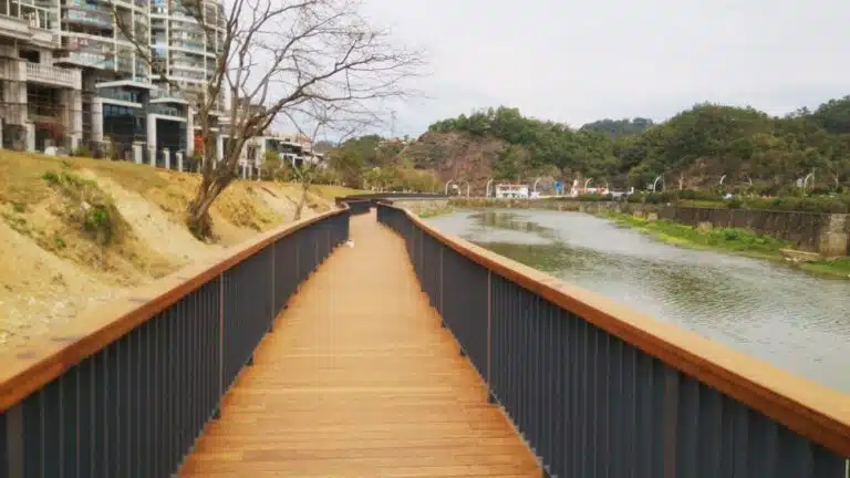 How to Choose the Best Bamboo Decking for Outdoor Projects